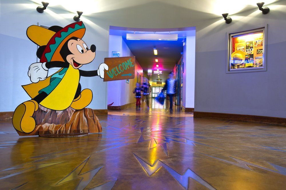 โรงแรมดิสนีย์ ซานตาเฟ® กูเวรย์ ภายนอก รูปภาพ